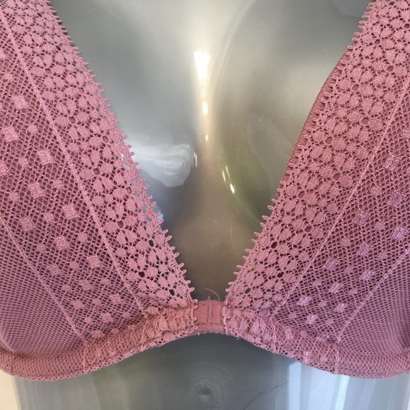 Incredible Victoria's Secret Plunge Padded Purple Mauve Lace Bra 34DD 24551212 - Picture 3 of 14